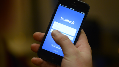 Facebook cez váš telefón počúva všetko, čo hovoríte. Takto mu v tom zabránite