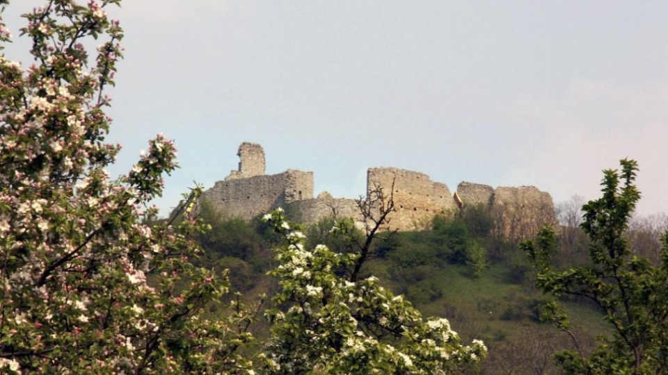 Hrade Branč v Myjavskej pahorkatine medzi Senicou a Myjavou.