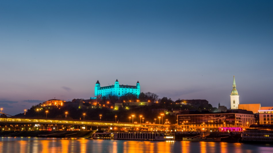 Na ilustračnej foto Bratislavský hrad.