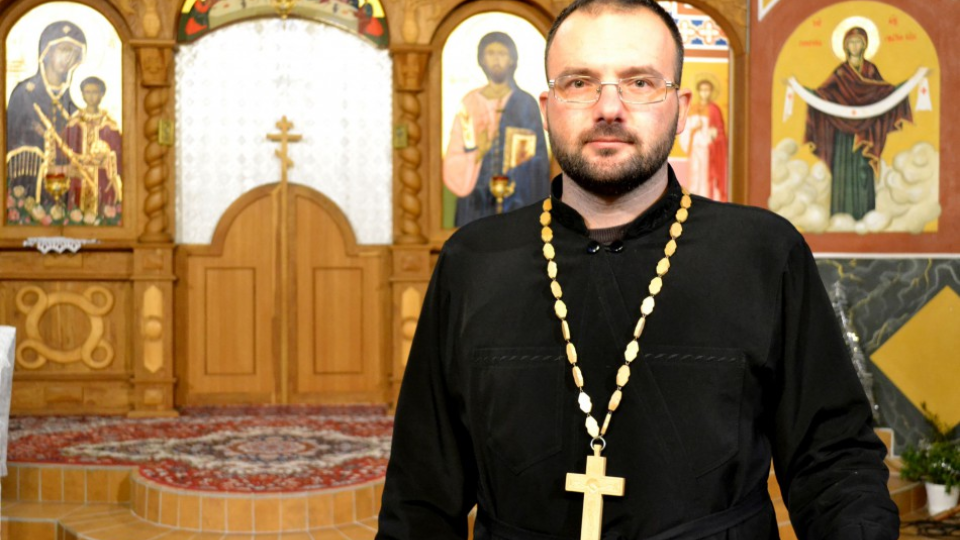Na snímke duchovný správca Pravoslávnej cirkevnej obce v Sabinove Vasyľ Kuzmyk. Sabinov, 15. januára 2017. 