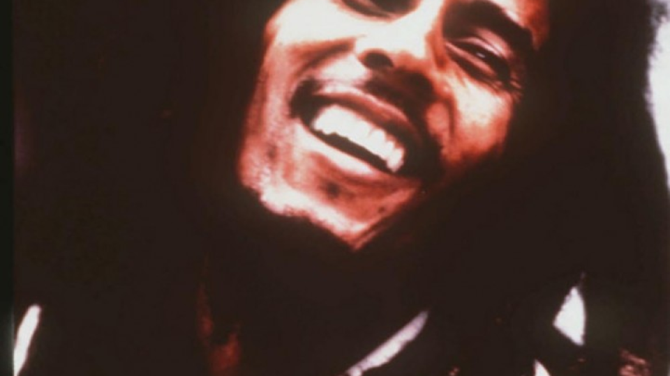  Na archívnej snímke je významný jamajský hudobník štýlu reggee BOB MARLEY.
