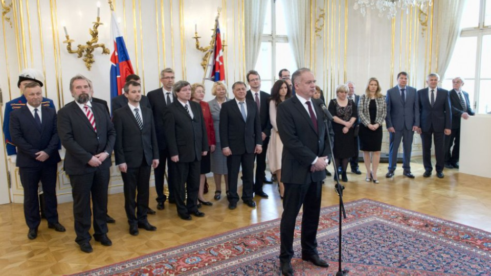 Na snímke v popredí prezident SR Andrej Kiska počas prijatia bývalých ústavných sudcov, právnikov, advokátov a sudcov, ktorí vyzvali na zrušenie amnestií Vladimíra Mečiara 20. marca 2017 v Prezidentskom paláci v Bratislave.