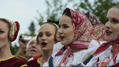 Folklór má na Slovensku silno zakorenenú tradíciu.