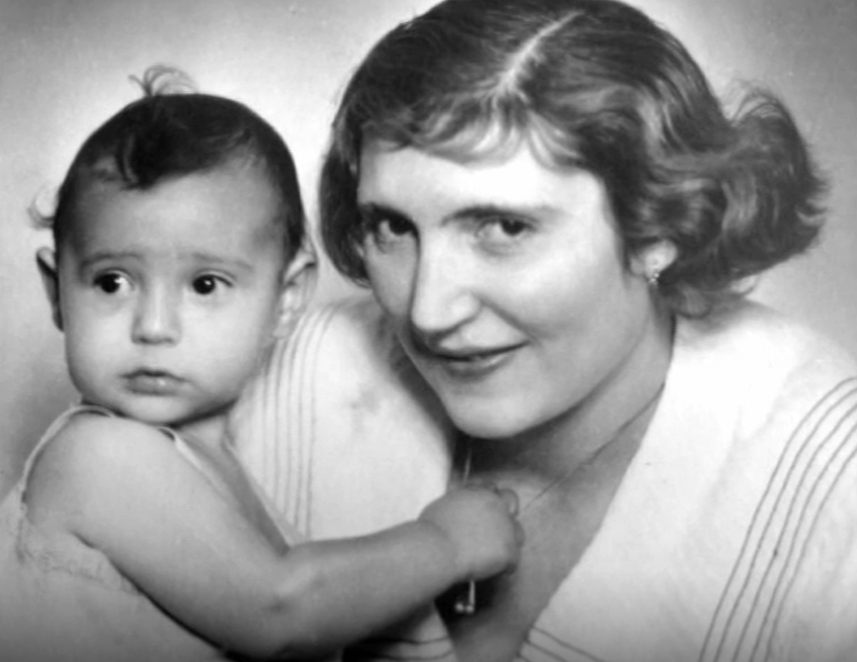 Sonina mama.